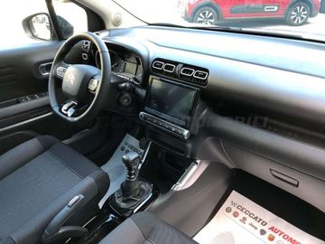 Car image 22