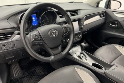 Car image 11