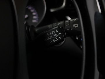 Car image 37