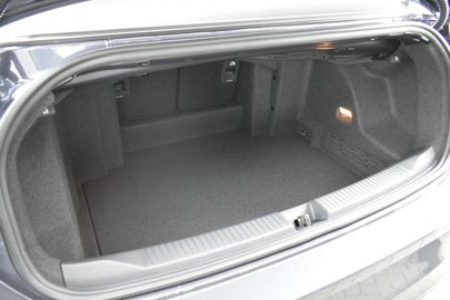 Car image 38