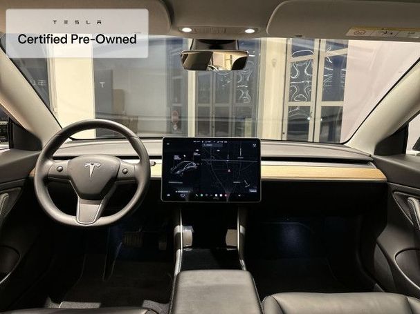 Tesla Model 3 Long Range AWD 258 kW image number 13