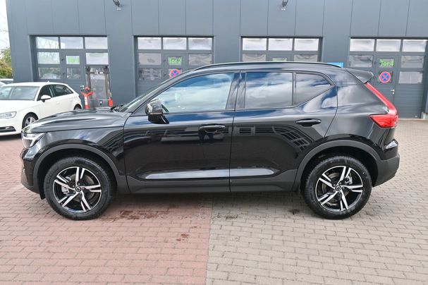 Volvo XC40 B4 Dark 145 kW image number 5