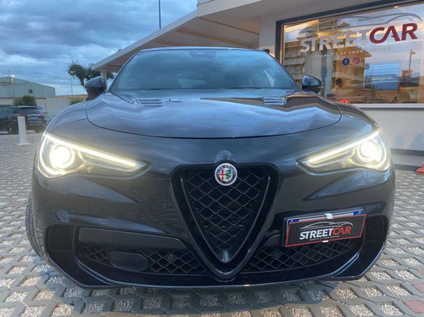 Alfa Romeo Stelvio V6 2.9 Bi-Turbo Quadrifoglio 375 kW image number 8