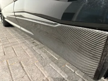 Car image 50