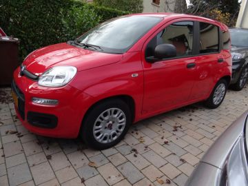 Car image 12
