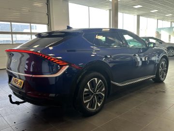 Car image 33