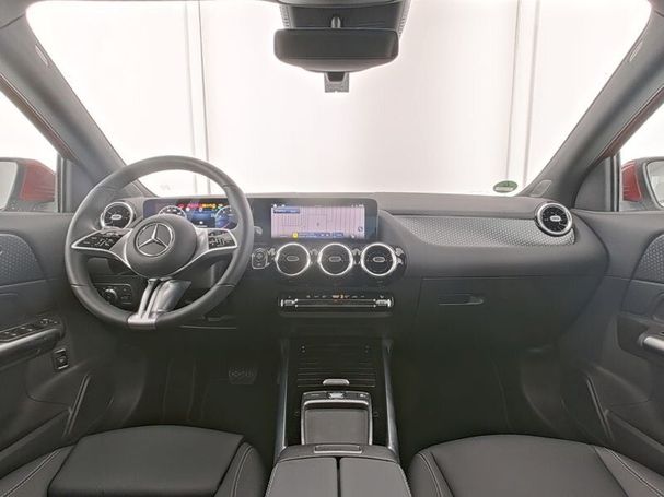 Mercedes-Benz GLA 180 100 kW image number 3