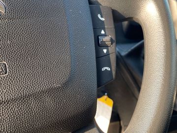 Car image 31