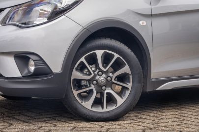 Car image 37