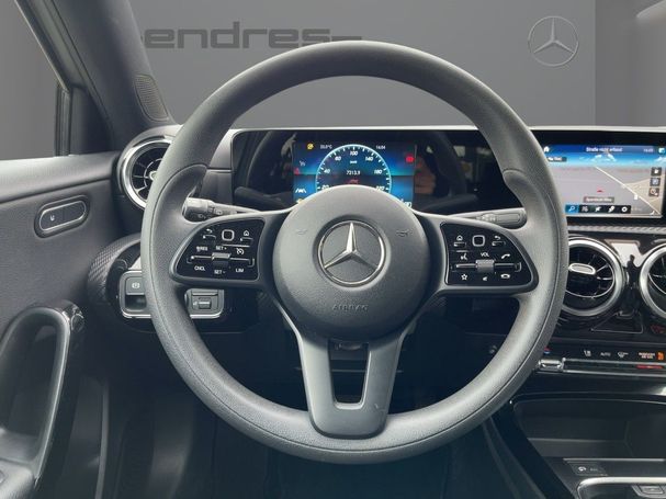 Mercedes-Benz A 180 d Style 85 kW image number 9