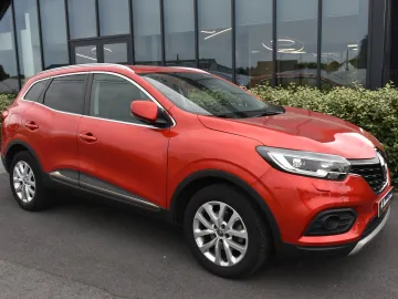 Car image 3