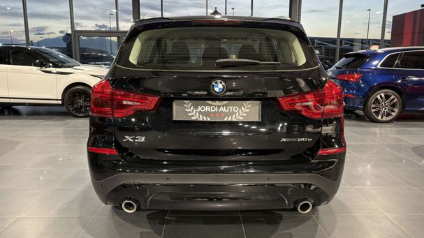 BMW X3 xDrive 185 kW image number 16