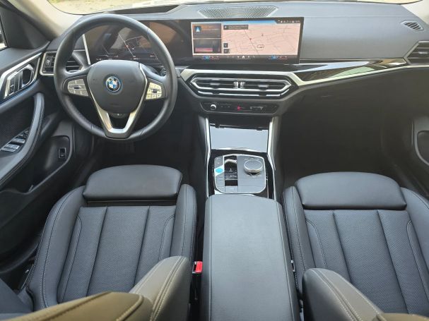 BMW i4 eDrive40 250 kW image number 14