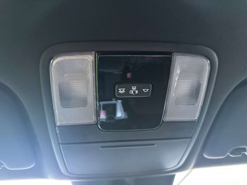 Car image 37