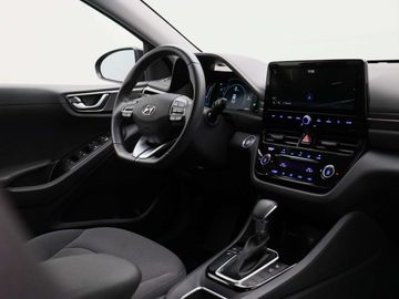 Car image 31