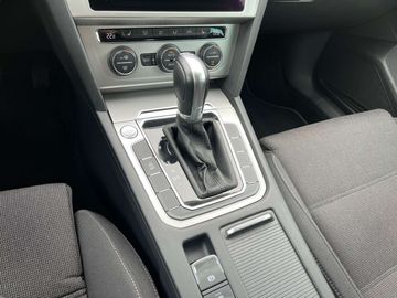 Car image 41