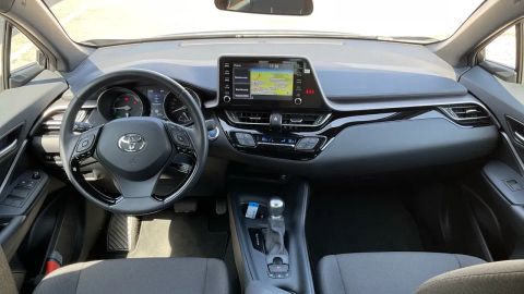 Car image 15