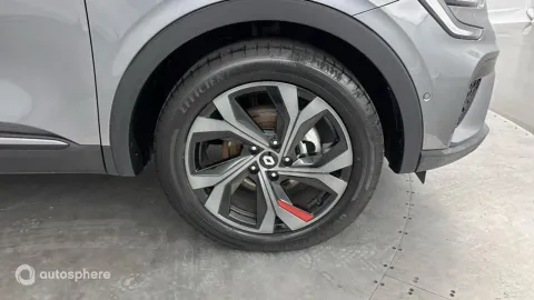 Car image 20
