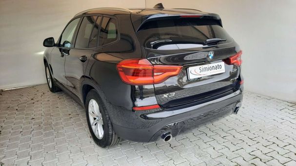 BMW X3 xDrive20d Advantage 140 kW image number 6