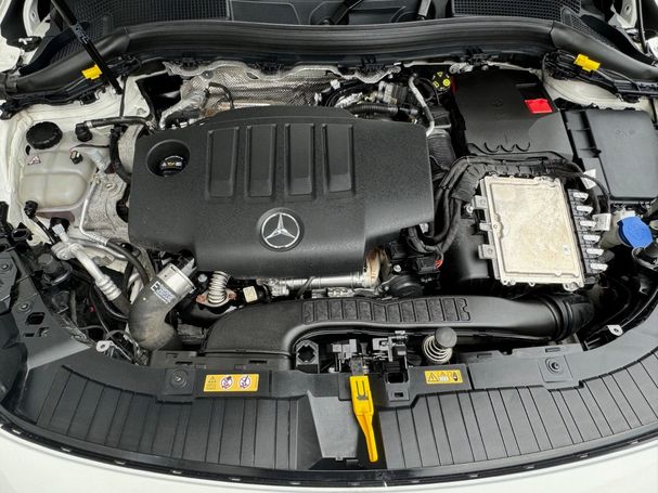 Mercedes-Benz GLA 200 110 kW image number 41