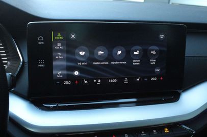 Car image 41