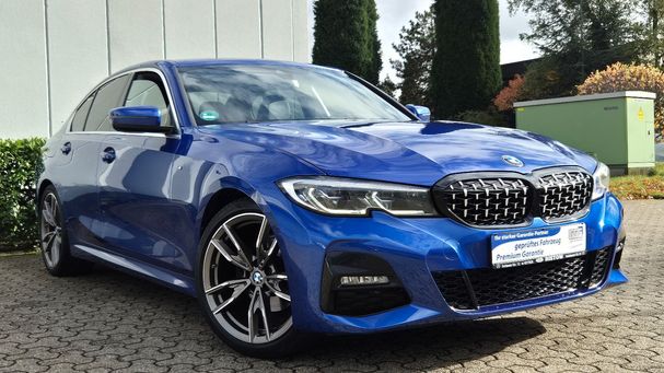 BMW 320i M Sport 135 kW image number 1