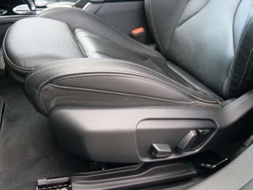 Car image 37