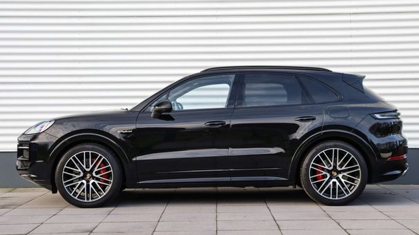 Porsche Cayenne S E-Hybrid 382 kW image number 3