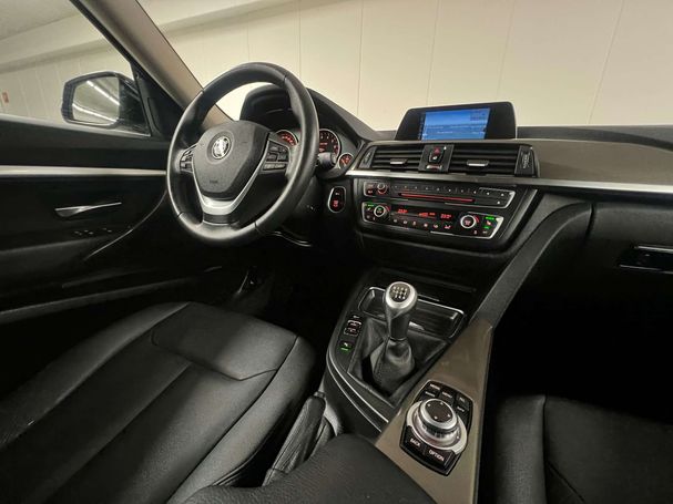 BMW 320i Gran Turismo 135 kW image number 8