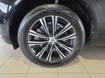 Car image 35