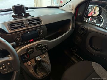 Car image 10