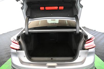 Car image 35