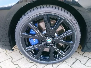 Car image 41
