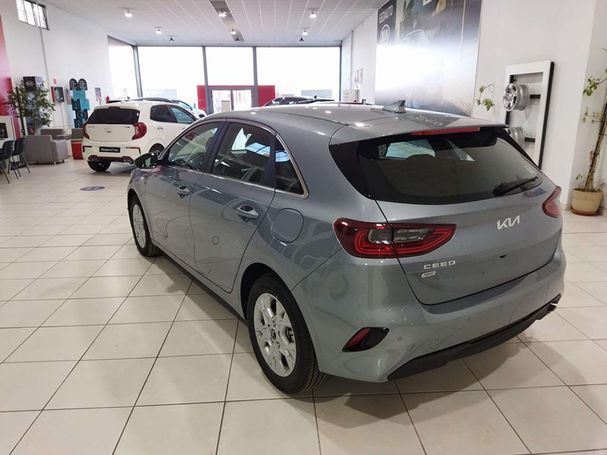 Kia Ceed 1.6 MHEV 100 kW image number 4