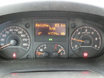 Car image 40