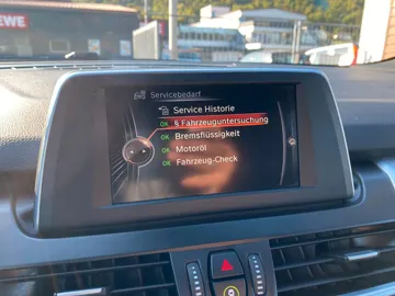 Car image 35