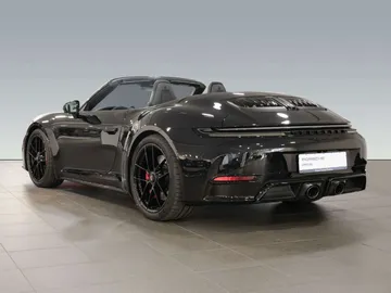 Car image 35