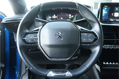 Car image 36