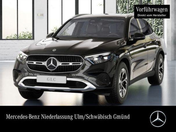 Mercedes-Benz GLC 300 de 245 kW image number 2