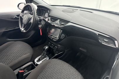 Car image 24