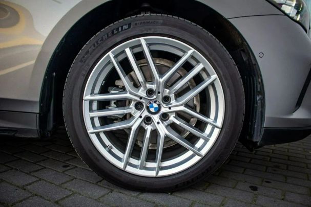 BMW 520d xDrive 145 kW image number 11