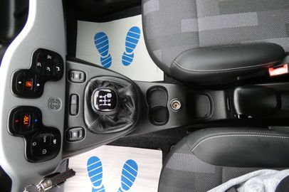 Car image 21