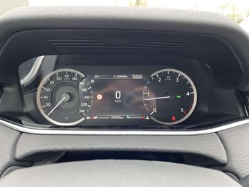 Car image 26