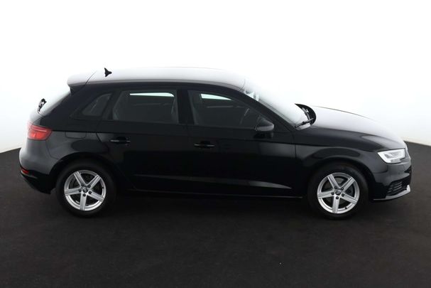 Audi A3 30 TFSI Sportback 86 kW image number 3