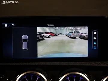 Car image 30