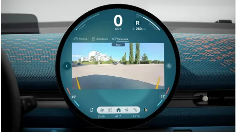 Car image 10