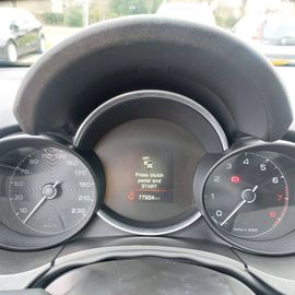 Car image 32