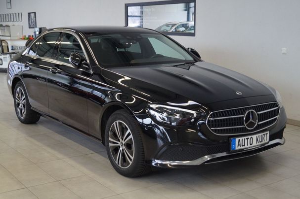 Mercedes-Benz E 220 147 kW image number 2