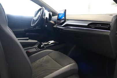 Car image 35