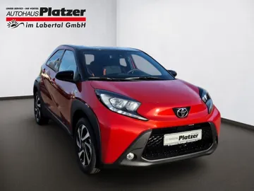 Car image 14